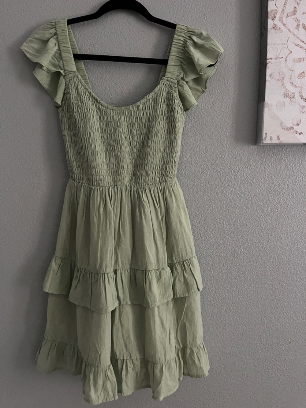 Light Pastel Green Ruffled Tiered Mini Dress Flutter Sleeves M Medium - Picture 4 of 7